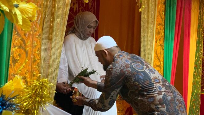 
 Pemerintah Kabupaten Nagan Raya adakan kegiatan silaturahmi dengan Pj. Bupati Nagan Raya, Fitriany Farhas, AP, S.Sos.,M.Si, yang berlangsung di Pendopo Bupati setempat, Sabtu (15/10/2022) malam. Foto/Teuku Rahmat Gumpalannews.com